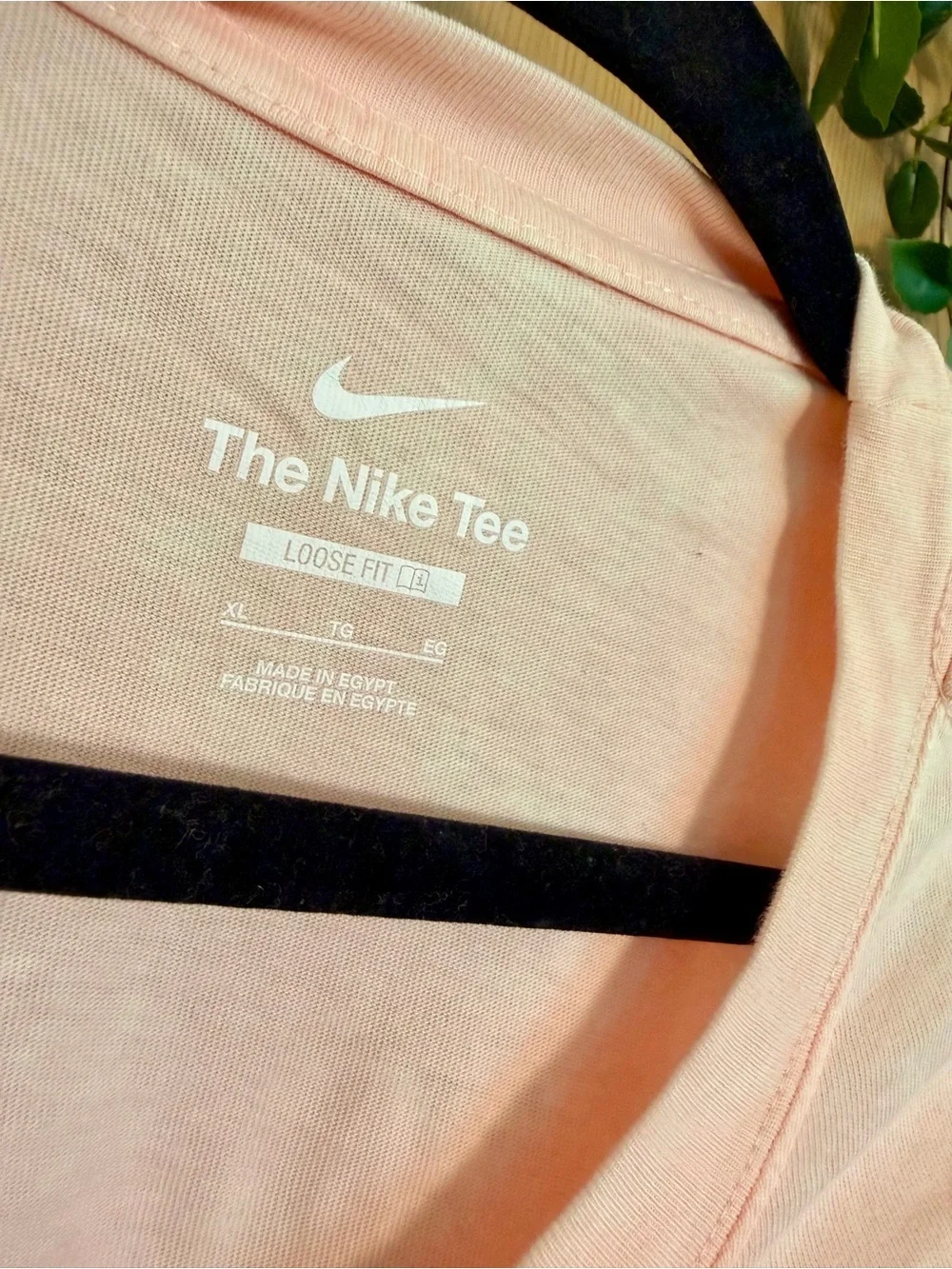 Nike Loose Fit Graphic Tee - Pale Peach